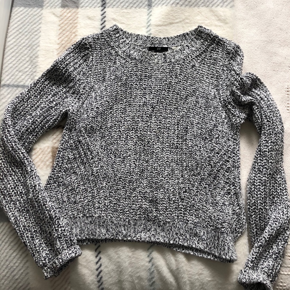 Knit sweater